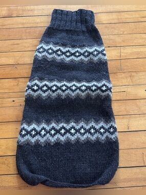 Chilly Dog 100% Wool Hand Made Dog Sweater large x large Brown cream knit